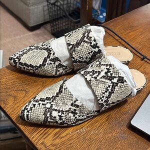 Coconuts by Matisse Black and White Snakeskin Mules